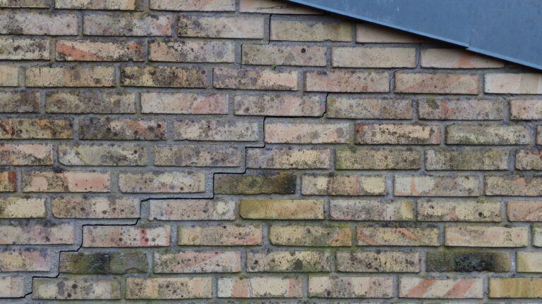 Forside Billede 3 - Mur